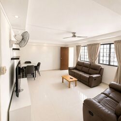 Blk 124 Yishun Street 11 (Yishun), HDB 4 Rooms #563793481